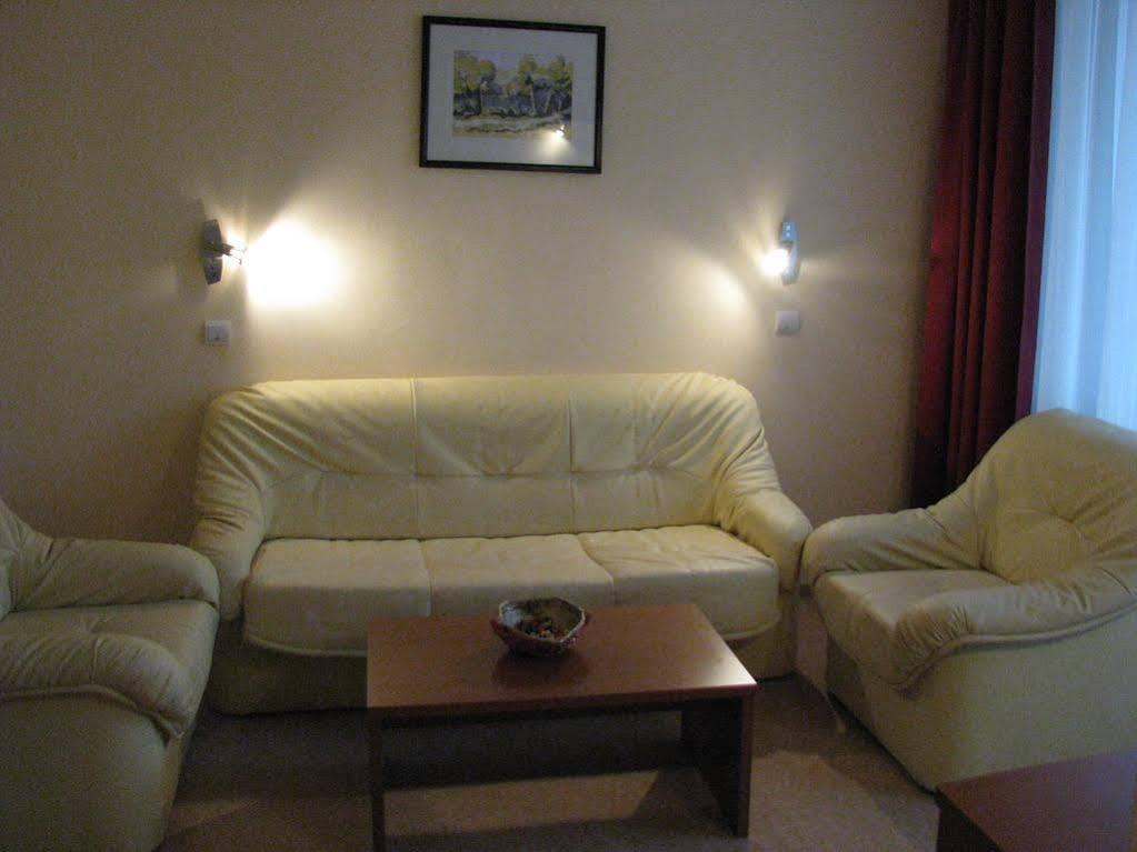 Hotel Orizont Calimanesti Ngoại thất bức ảnh